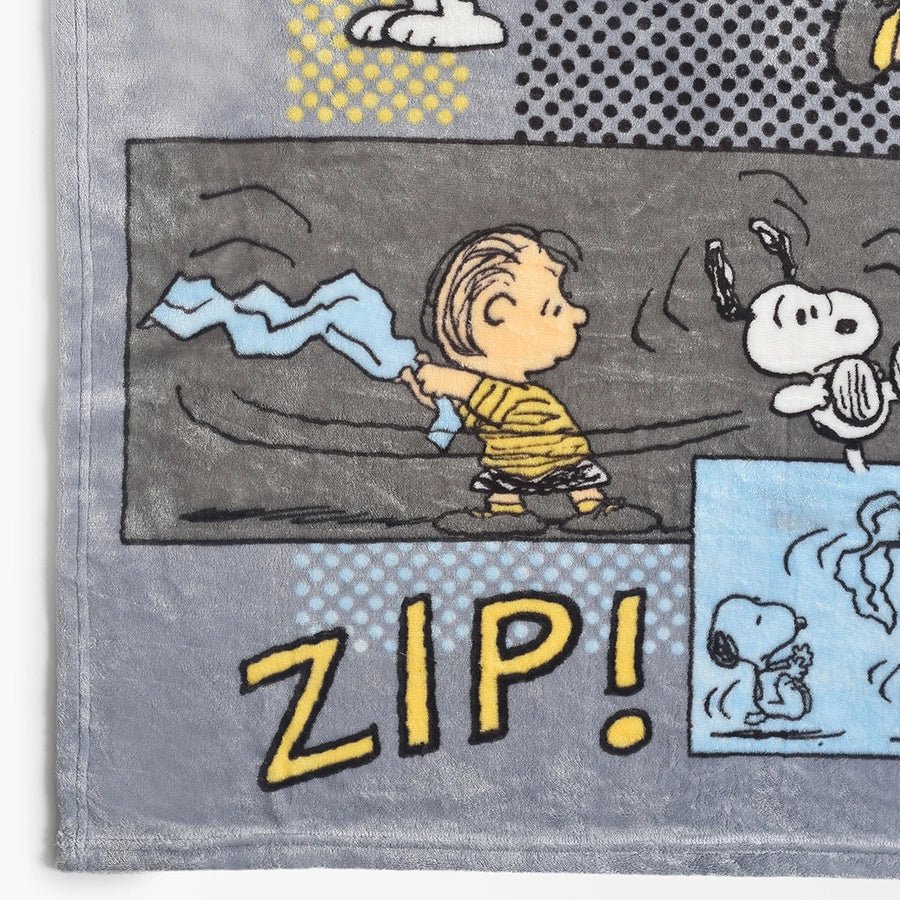 Peanuts™ Flurry Blanket Grey