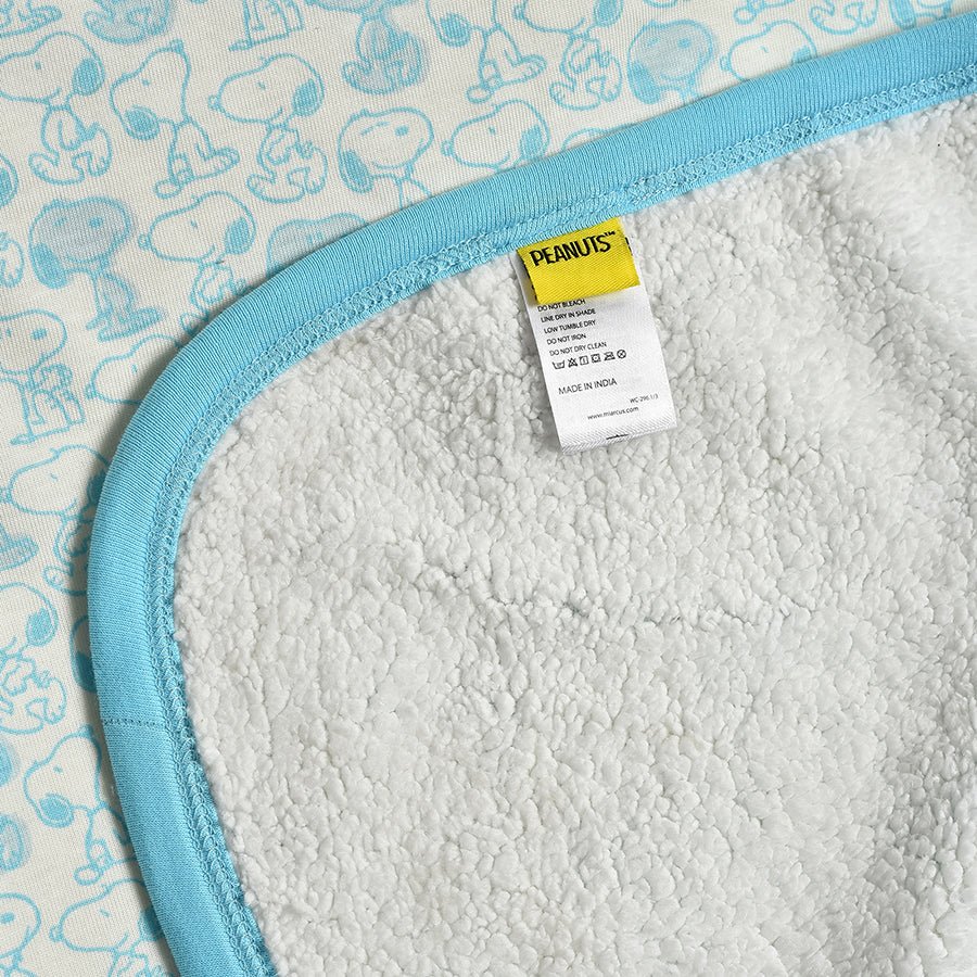 Peanuts™ Snoopy Knitted Sherpa Blanket Blue